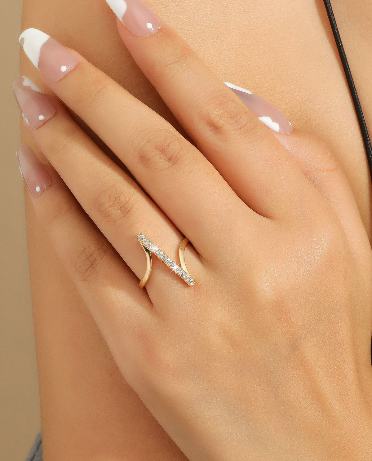 Modern 'Z' Sparkle Ring