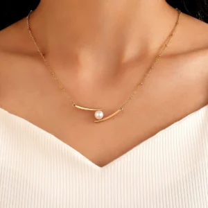Gold Pearl Necklace