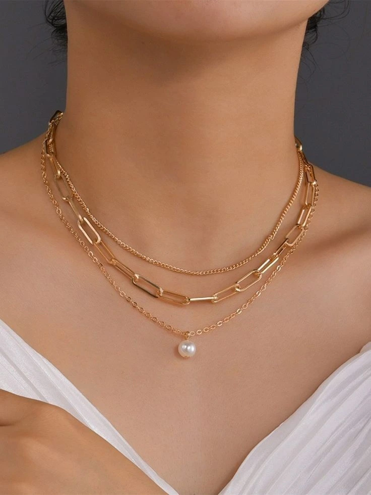 layered chunky chain necklace