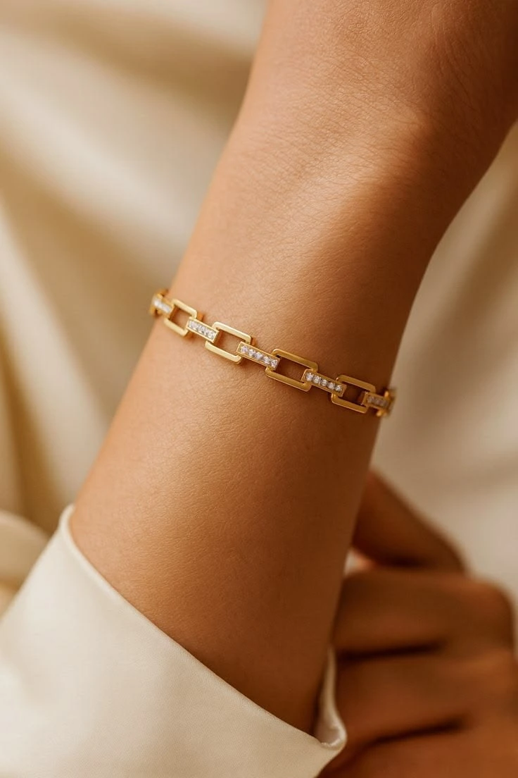 gold link diamond bracelet
